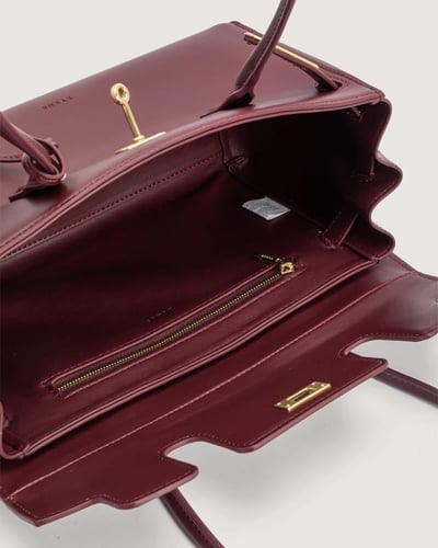 شنطة ڤيلورا النسائية جلد بلون عودي