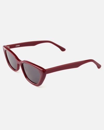 نظارة شمسية نسائية كلاسيك بلون أحمر