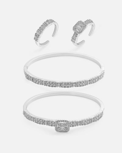 طقم فاخر نسائي اسوارتين وخاتمين فضي