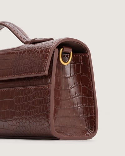 شنطة فخر النسائية بلون بني