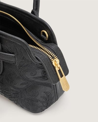 بوكس هدية شنطة سولار النسائية جلد بلون أسود