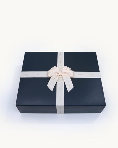 هدية نسائية ملكية ساعة وطقم اكسسوار زركون