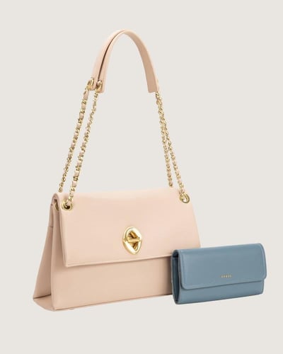 شنطة نسائية بمقاس كبير من الجلد بلون بيج