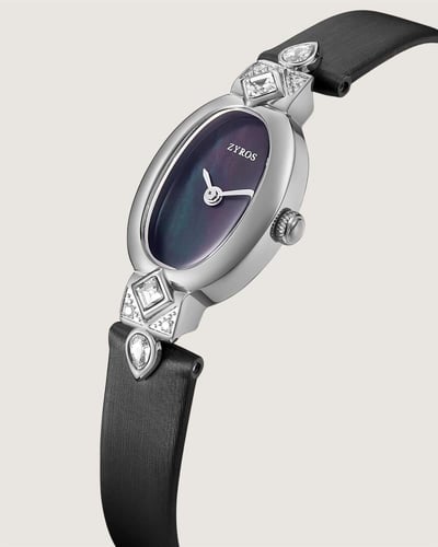 ساعة رافين النسائية من الجلد بلون أسود