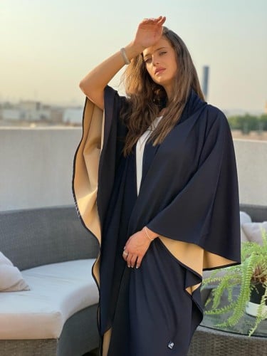 عباية عملية دبل فيس ( تلبس على وجهين) اللون كحلي و...