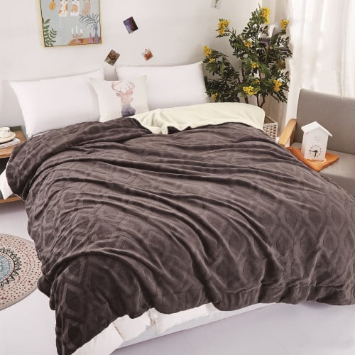 بطانية كينج مخمل جاكار فرو 200×230 رصاصي.غ ت/