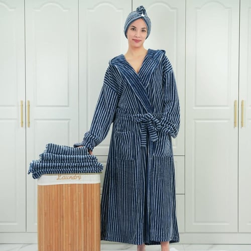 روب حمام ليونا مقام أبيض بلوجرين