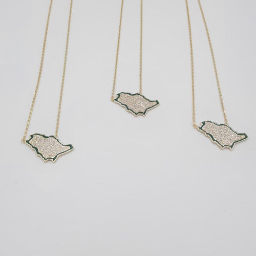 قلادة المملكة بفصوص الزركون فضة صافي عيار 925 مطلي...