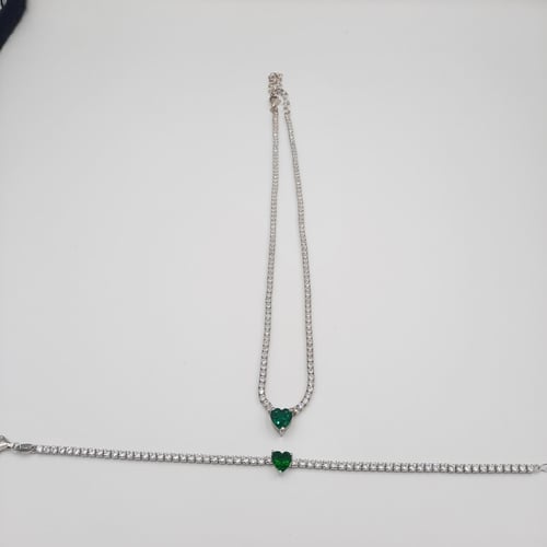 طقم عقد واسوارة تنس فضة صافي عيار 925 مع فص بشكل ق...