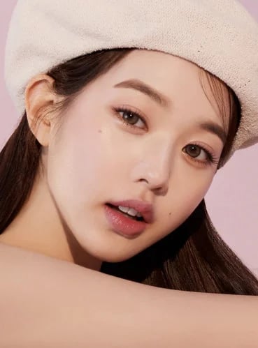 عدسات هابا كريستين hapa Kristin درجه one & only brown براون بالتعاون مع وونيونق زينه+طبي والابؤرية