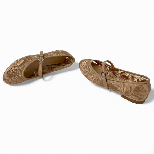 جزمة دانتيل فلات , تصميم لافت وانيق , مناسبة للعمل...