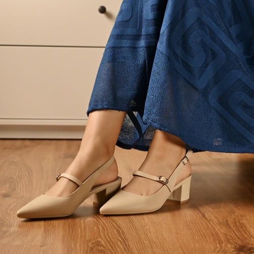 جزمة كعب عريض – جزمة نسائية أنيقة بتصميم كعب عريض...