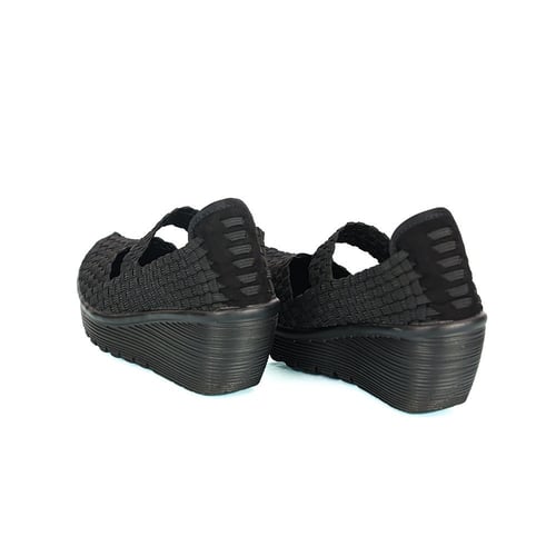 جزمة نسائي طــبي