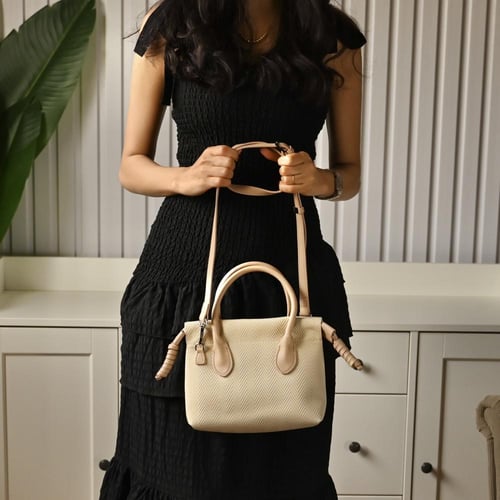 شنطة نسائي كاجول بتصميم أنيق