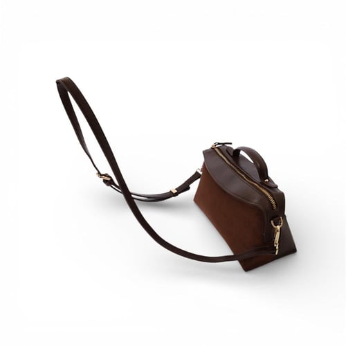 شنطة يد شموه , متعددة الألوان وتأتي بحزام كتف قابل...