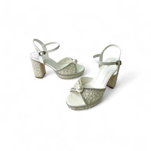 صندل نسائي سهرة , كعب عريض , مزين بالفصوص اللؤلؤية...