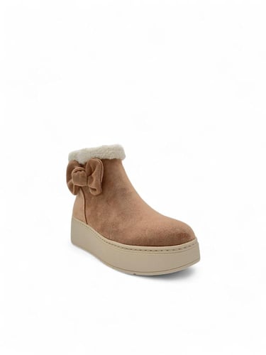 ربع بوت نسائي – بوت نسائي أنيق بتصميم دافئ مع رباط...