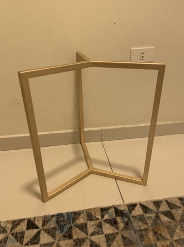 ارجل طاوله ثلاثية قطرها 45 ارتفاع 50