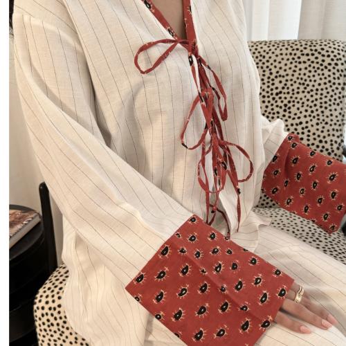 طقم مخطط احمر