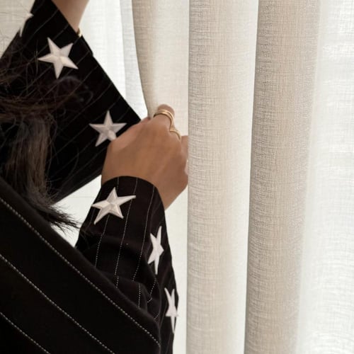 طقم نجمات أسود