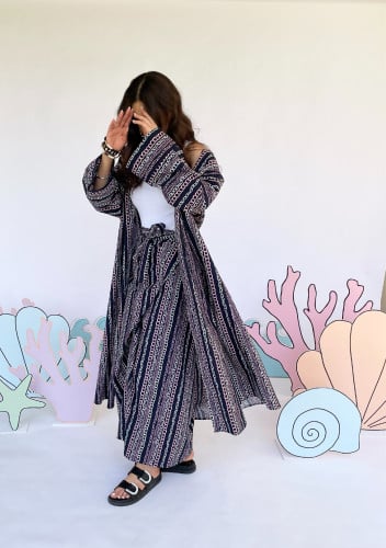 طقم الكيمونو الاسود