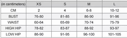 فستان من الصوف المطاطي الأسود والأبيض المخطط بالجا...