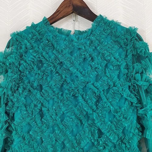 فستان سهرة بحافة كبيرة منفوش ، بأكمام طويلة