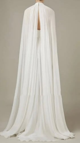 فستان نسائي بأكمام طويلة