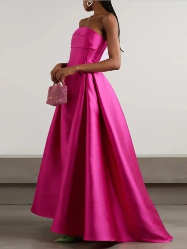 فساتين سهرة بدون أكمام