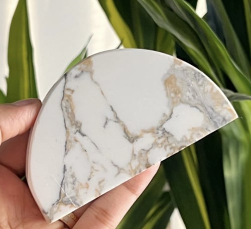 قاعدات رخام