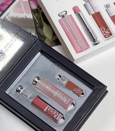 بوكس الشفايف ديور