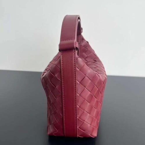 BOTTEGA VENETA Mini Wallace bag