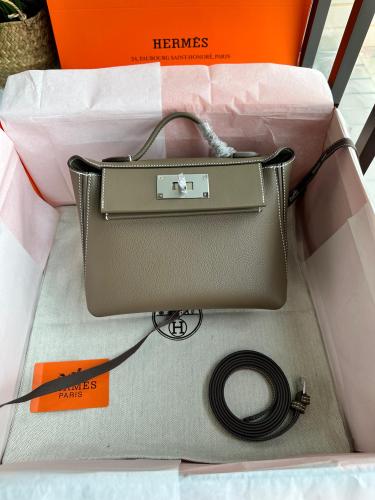 Hermes clutch kelly