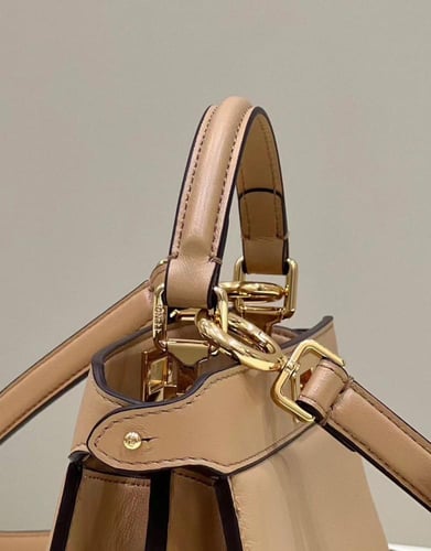 FENDI PEEKABOO ISeeU