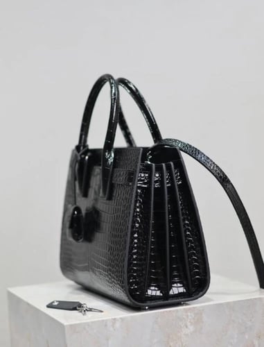 saint laurent SAINT LAURENT Sac De Jour nano tote...