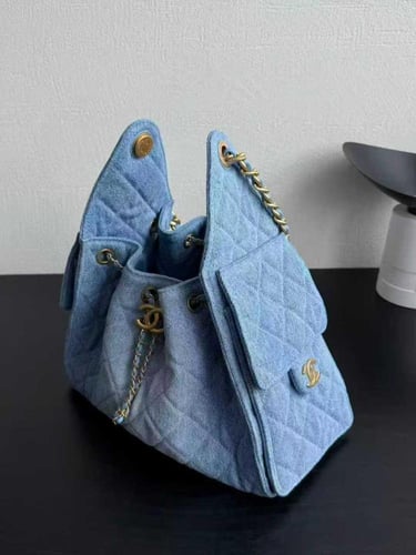 Chanel 25 small handbag