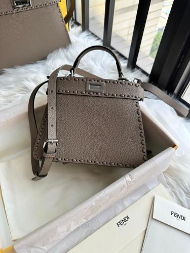 FENDI Peekaboo I SeeU
