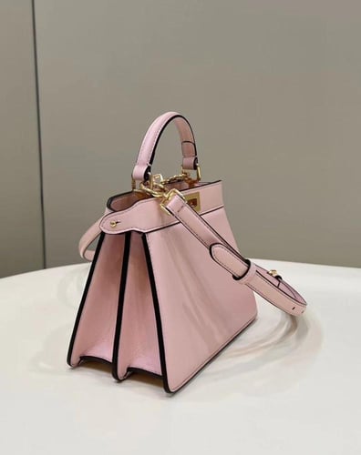FENDI PEEKABOO ISeeU