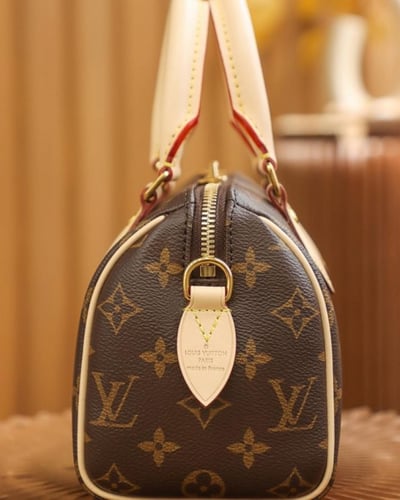 LV SPEEDY BANDOULIÈRE