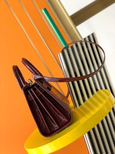 SAINT LAURENT Sac De Jour nano tote bag