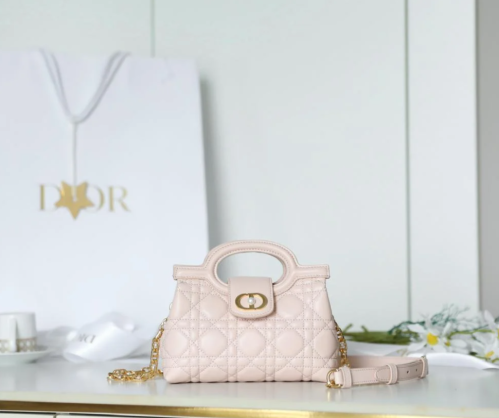 ديور Jolie Top Handle مقاس 18.5cm