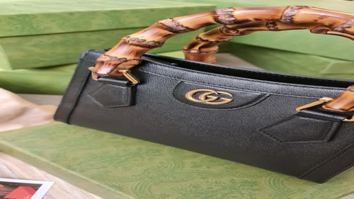 Gucci Diana jumbo mini bag