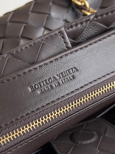 BOTTEGA VENETA Medium Andiamo