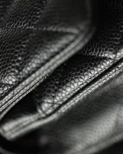 CLASSIC HANDBAG Grained Calfskin & gold-Tone Metal