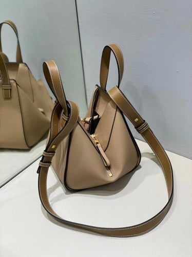 LOEWE Small Hammock bag in classic calfskin