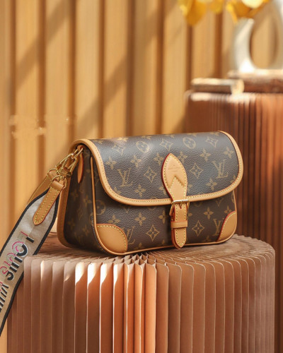 LV DIANE Bag