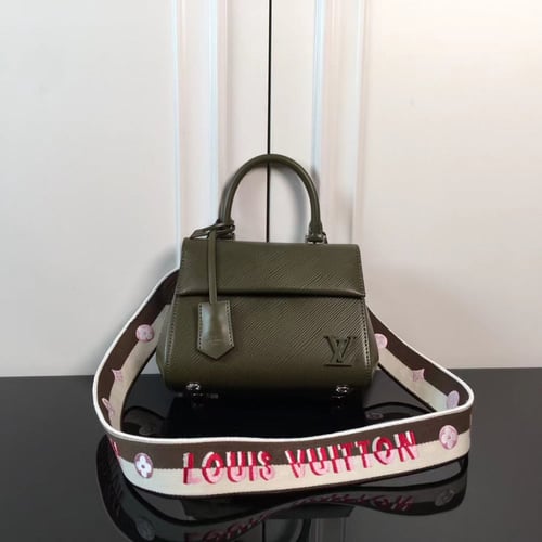 Louis Vuitton Green Epi Leather CLUNY MINI Bag