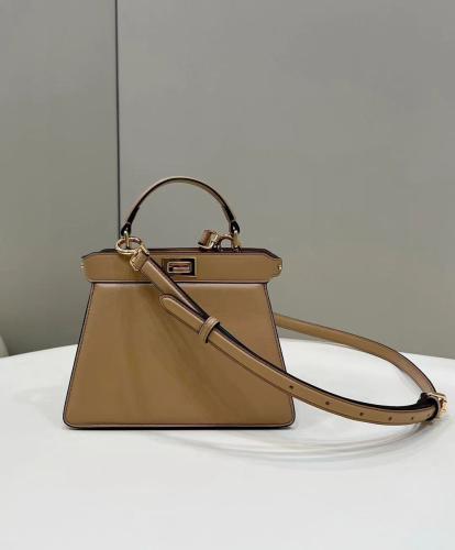 FENDI PEEKABOO ISeeU