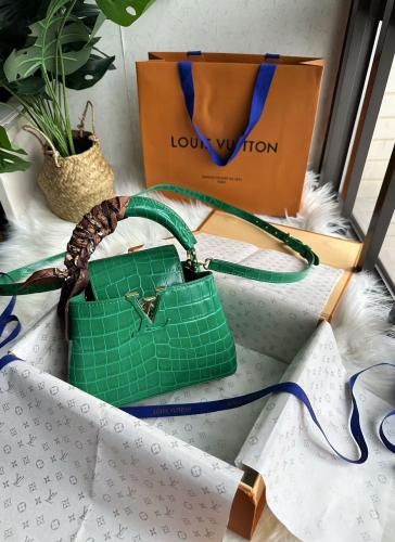 LV capucines