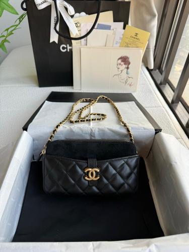 CHANEL cross bag